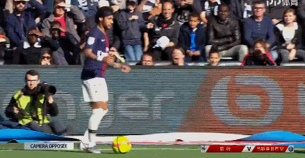 德尚：于帕是最好的后卫之一，他是否续约对法国队都没问题