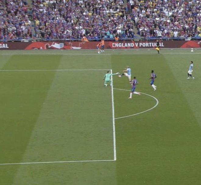 篮球赛场上的李弘权：三分球如雨，得分如风（李弘权赛场风暴：三分如雨，得分如风）